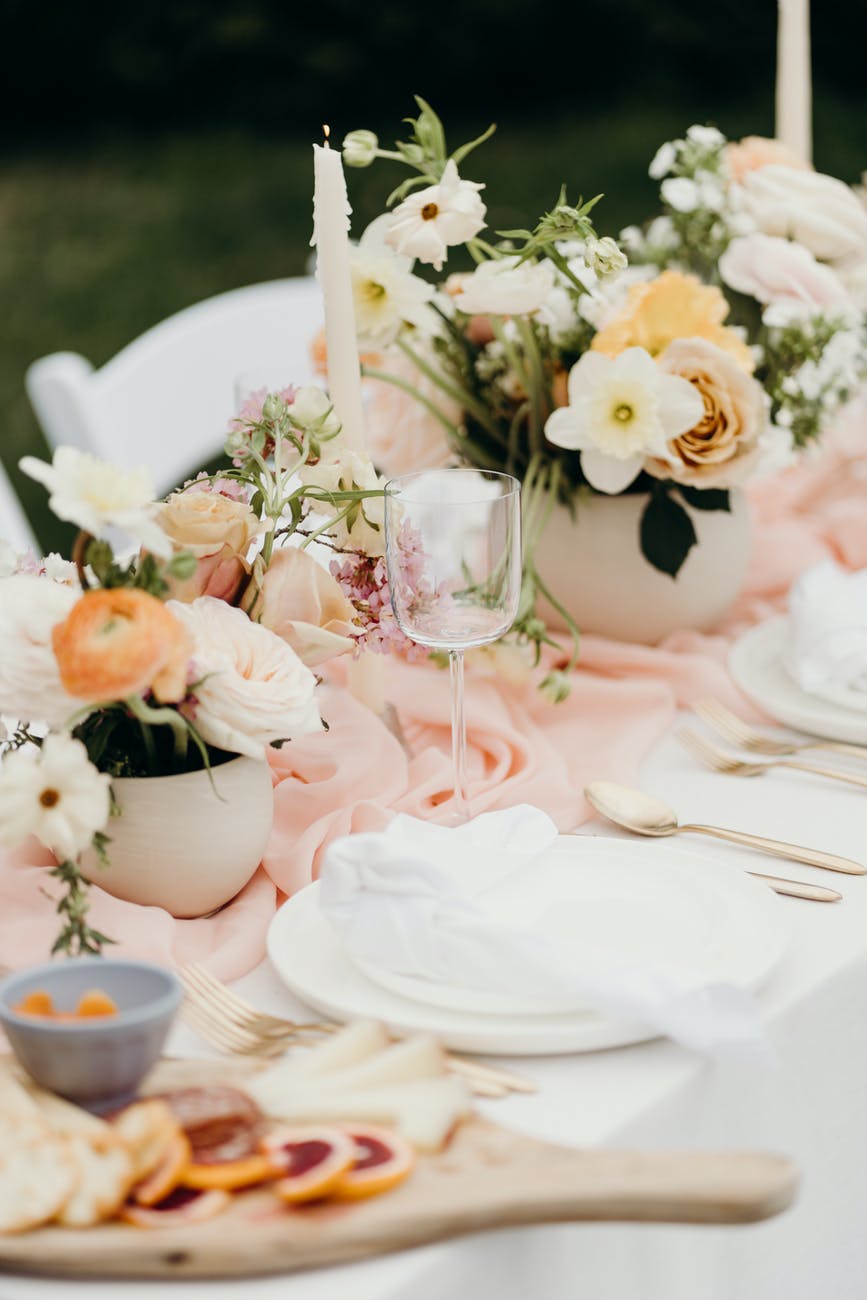 wedding table arrangement